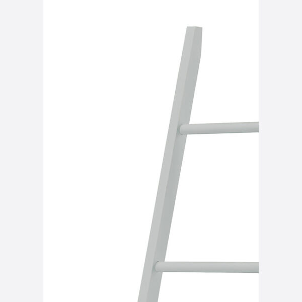Yukon Towel Rail - Image 3