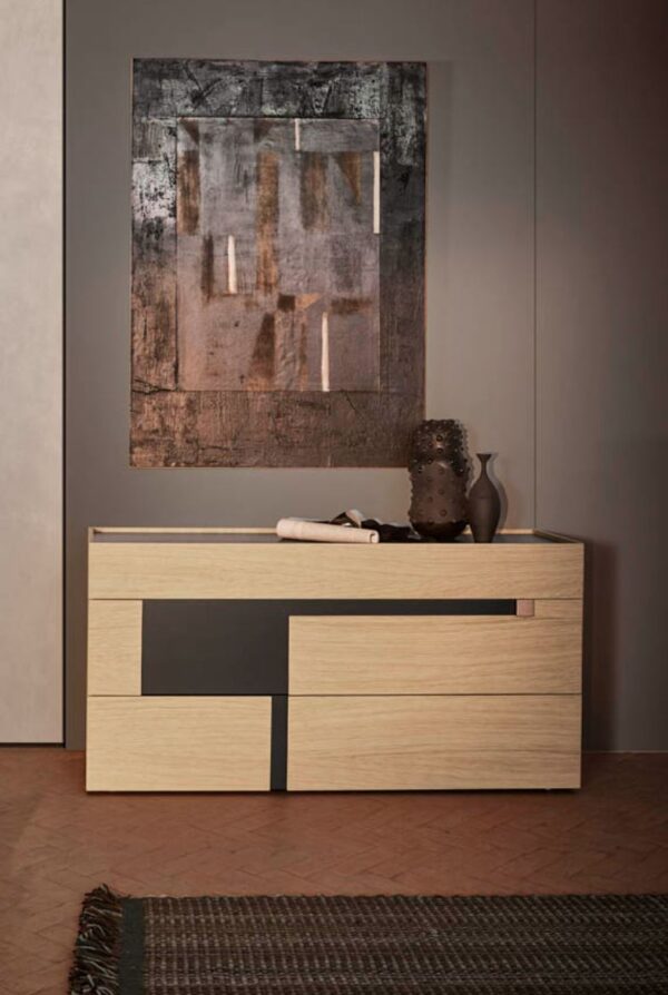 Xandra chest of drawers